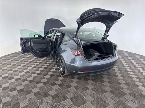 Used 2022 Tesla Model 3 Performance AWD/4WD image 17