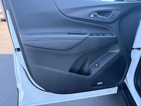 Used 2024 Chevrolet Equinox RS w/ RS Leather Package image 12