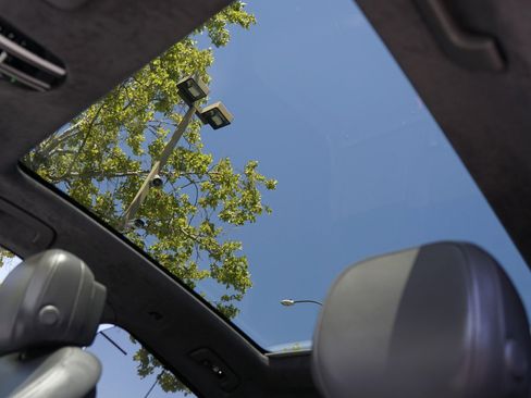 Used 2021 Porsche Cayenne GTS image 28