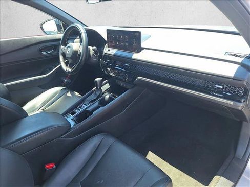 Used 2023 Honda Accord Sport image 17