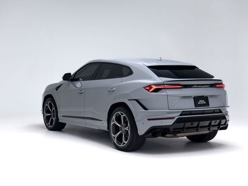 Used 2024 Lamborghini Urus S AWD/4WD image 5