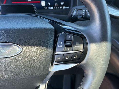 Used 2025 Ford Explorer Platinum w/ LUX Leather Package image 22