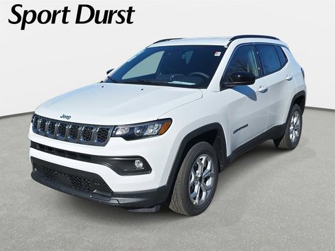 New 2026 Jeep Compass Latitude image 1