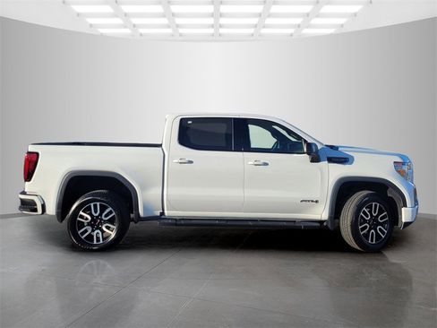 Used 2020 GMC Sierra 1500 AT4 w/ AT4 Premium Package image 3