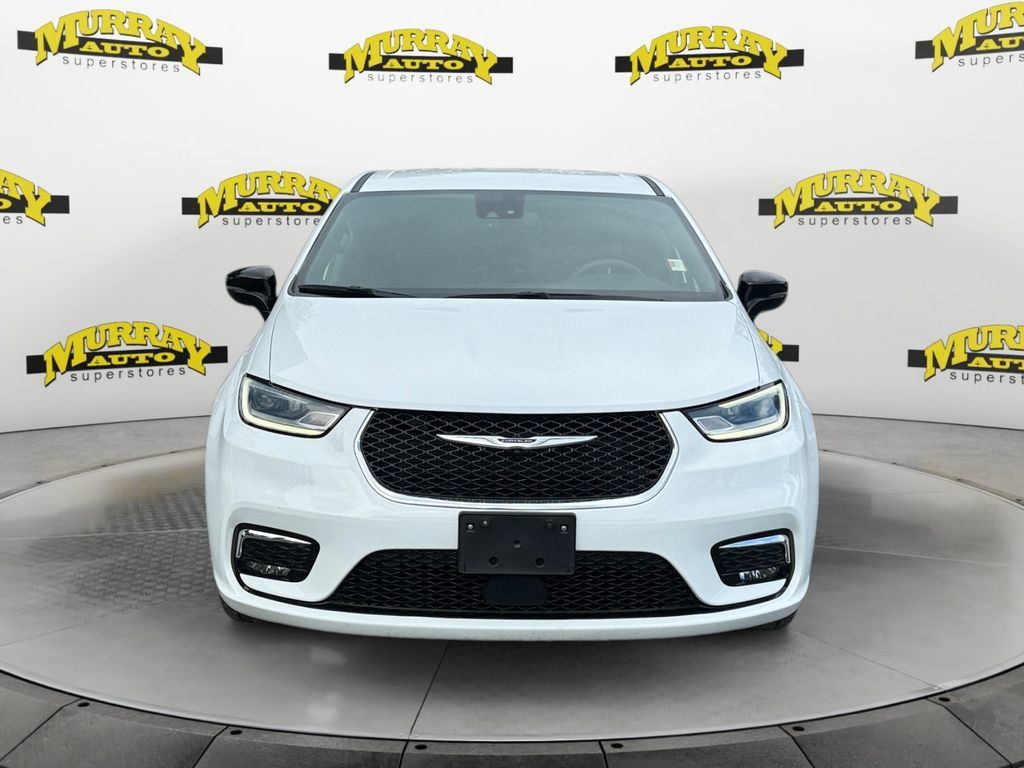 Used 2025 Chrysler Pacifica Select FWD image 8