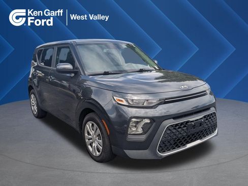 Used 2021 Kia Soul LX FWD image 1