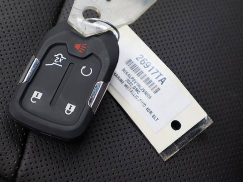 Used 2022 GMC Terrain SLT w/ Infotainment Package II FWD image 34