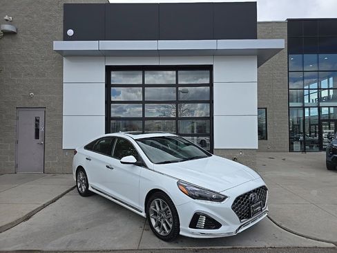 Used 2018 Hyundai Sonata Limited w/ Cargo Package image 1