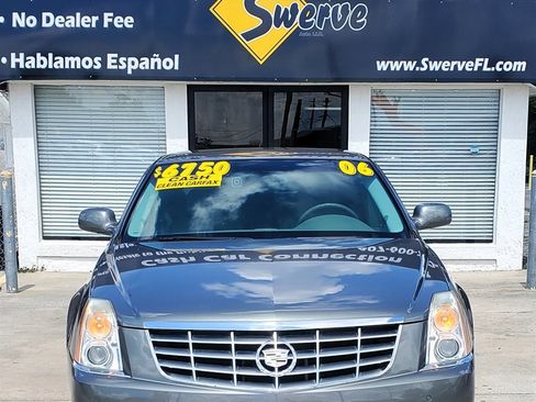 Used 2006 Cadillac DTS w/ Trunk Convenience Package image 3