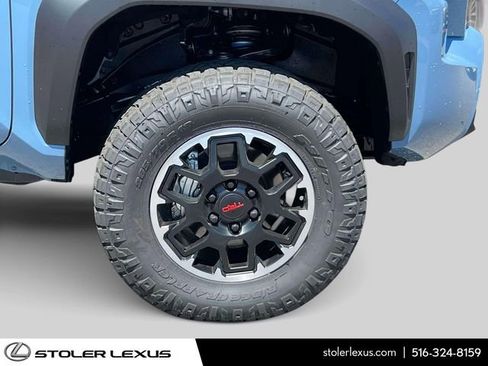 Used 2026 Toyota Tacoma TRD Off-Road w/ TRD Off Road Premium Package AWD/4WD image 6