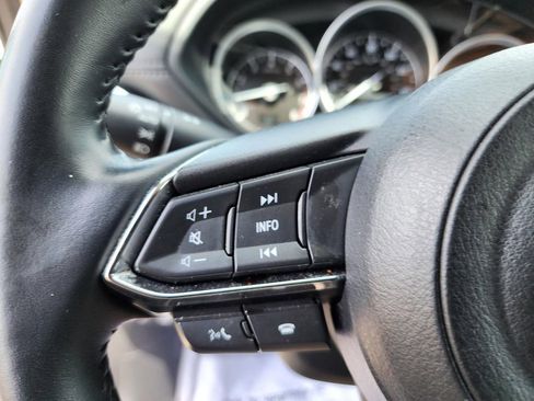 Used 2024 MAZDA CX-5 AWD 2.5 S w/ Select Package image 11