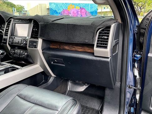 Used 2020 Ford F150 Lariat image 16