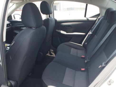 Used 2024 Nissan Sentra SV FWD image 12