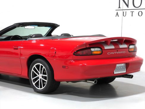 Used 2002 Chevrolet Camaro Z28 w/ SS Performance/Appearance Pkg image 48