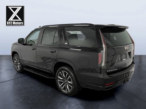 Used 2023 Cadillac Escalade Sport image 4