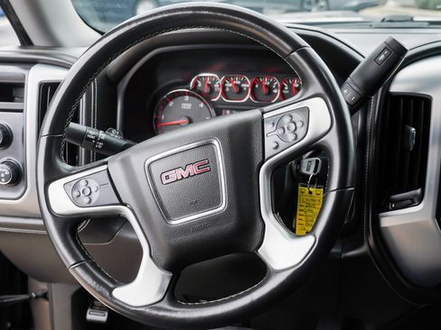 Used 2015 GMC Sierra 1500 SLE image 29