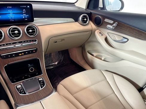 Certified 2021 Mercedes-Benz GLC 300 4MATIC image 21