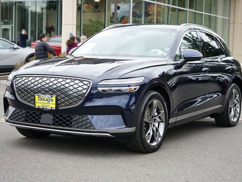 Used 2025 Genesis Electrified GV70 Advanced w/ Prestige Package image 1