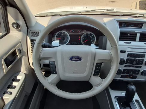 Used 2011 Ford Escape XLT w/ 202A Rapid Spec Order Code FWD image 24