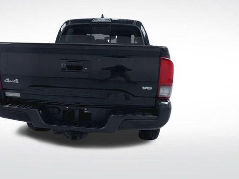 Certified 2023 Toyota Tacoma SR5 w/ Technology Package image 10