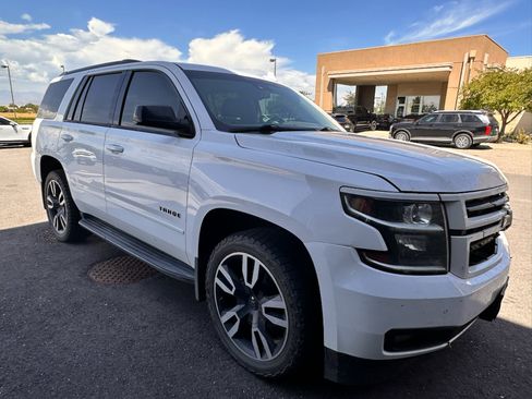 Used 2018 Chevrolet Tahoe Premier AWD/4WD image 2