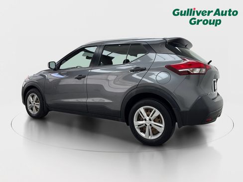 Used 2018 Nissan Kicks S FWD image 4