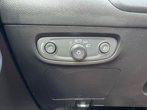 Used 2023 Buick Encore GX Select w/ Sport Touring Package FWD image 15