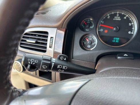 Used 2008 GMC Yukon XL Denali image 19