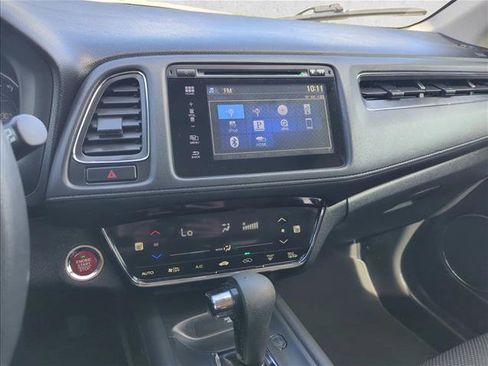 Used 2016 Honda HR-V EX image 9