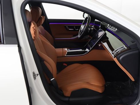 Used 2023 Mercedes-Benz S 500 S 500 image 31