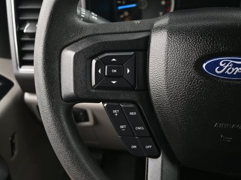 Used 2017 Ford F150 XLT RWD image 18