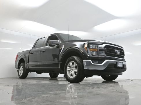 Used 2023 Ford F150 XLT image 48