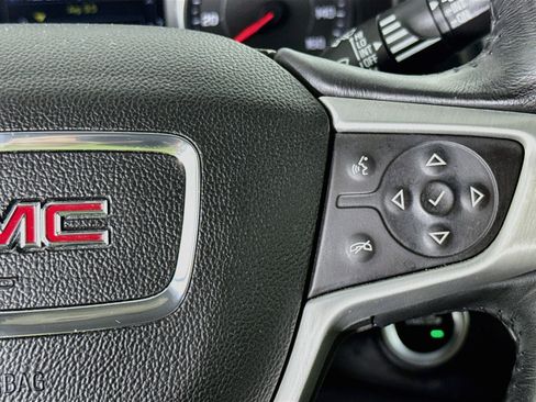 Used 2018 GMC Terrain SLE w/ Driver Convenience Package AWD/4WD image 13
