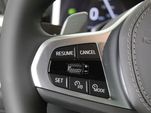 New 2026 BMW X5 xDrive40i w/ M Sport Package image 16