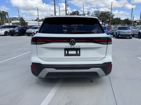 New 2025 Volkswagen Tiguan S image 4