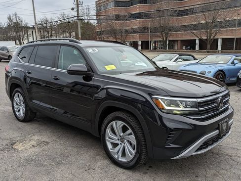 Used 2023 Volkswagen Atlas SE w/ Panoramic Sunroof Package AWD/4WD image 5