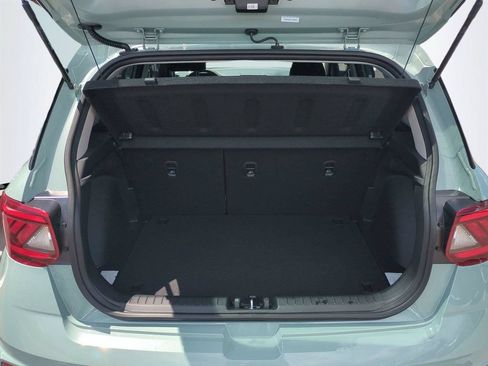 New 2026 Hyundai Venue SEL FWD image 14
