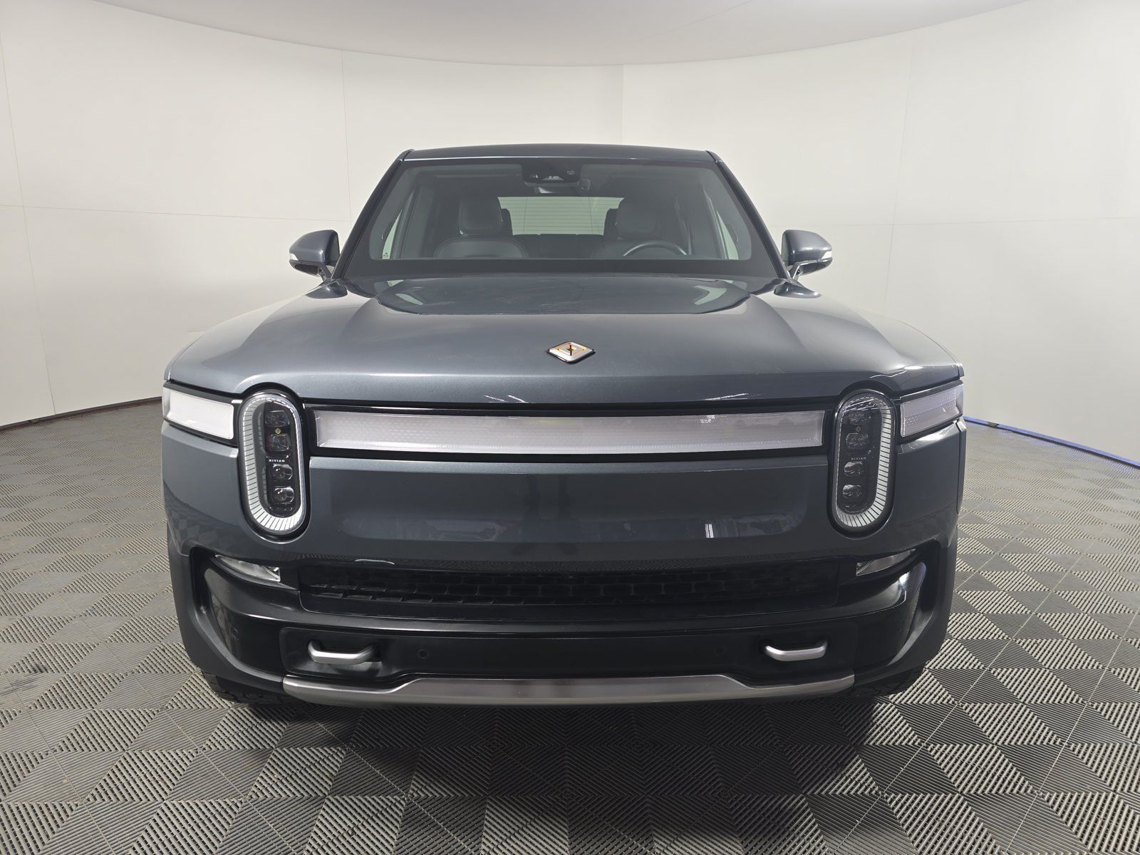 Used 2022 Rivian R1T Launch Edition AWD/4WD image 8