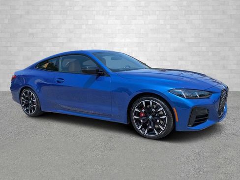 Used 2026 BMW 430i Coupe w/ M Sport Package RWD image 2