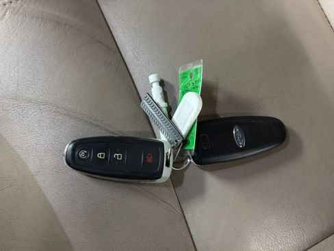 Used 2014 Ford Explorer Limited FWD image 9