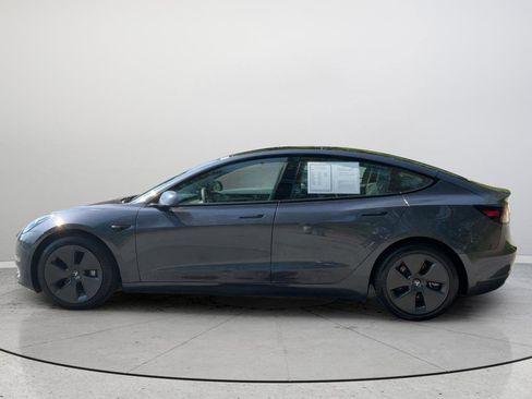 Used 2023 Tesla Model 3 Standard Range RWD image 9
