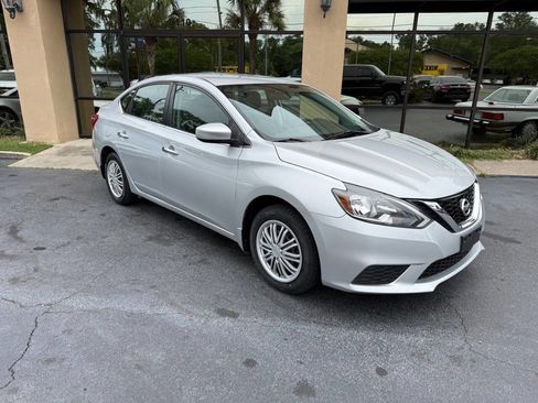 Used 2019 Nissan Sentra S FWD image 2
