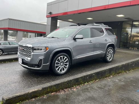 Used 2021 GMC Acadia Denali w/ Denali Ultimate Package AWD/4WD image 4