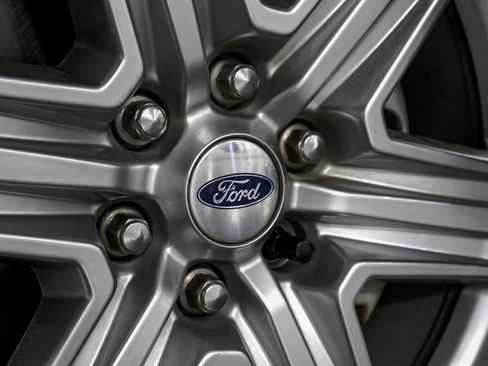 Used 2020 Ford Expedition XLT w/ Equipment Group 202A image 55