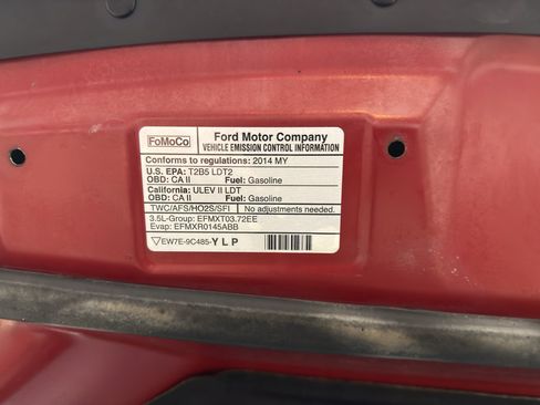 Used 2014 Ford Edge SEL image 32