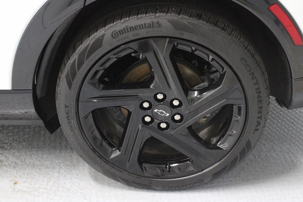 Used 2024 Chevrolet Equinox EV RS FWD image 19
