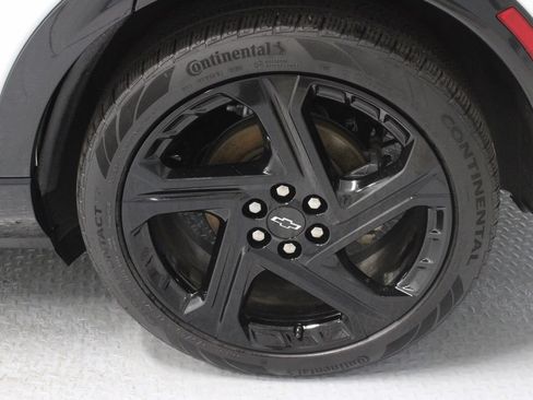 Used 2024 Chevrolet Equinox EV RS FWD image 19