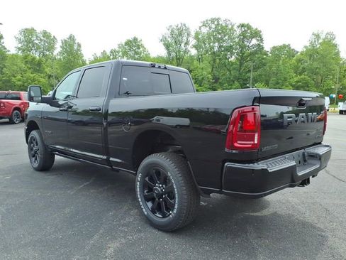 New 2026 RAM 2500 Laramie AWD/4WD image 5