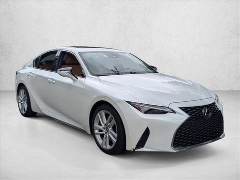 Used 2023 Lexus IS 300 w/ Comfort Package RWD image 3