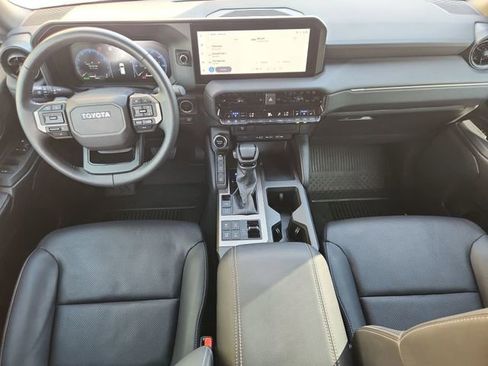 Used 2024 Toyota Land Cruiser image 20